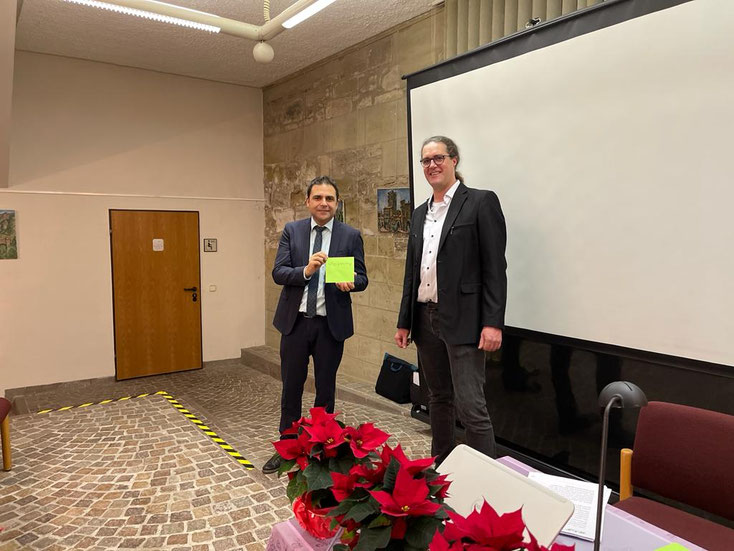 Bürgermeister Ralf Zimmermann und Oliver Hartstang