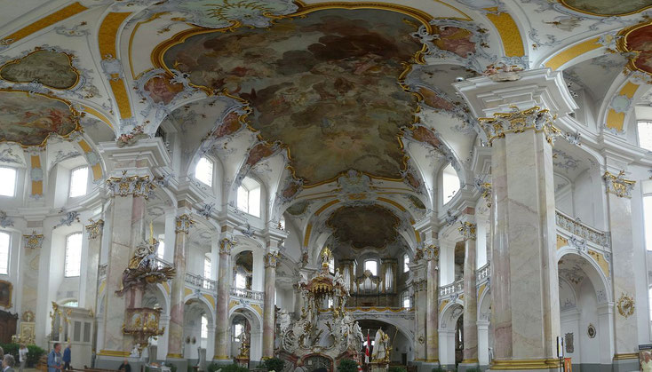 Die Basilika erstrahlt in neuem Glanz.