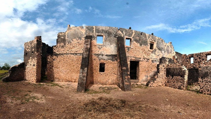 Makutani Palace sull'isola di Kilwa Kisiwani, in Tanzania. 