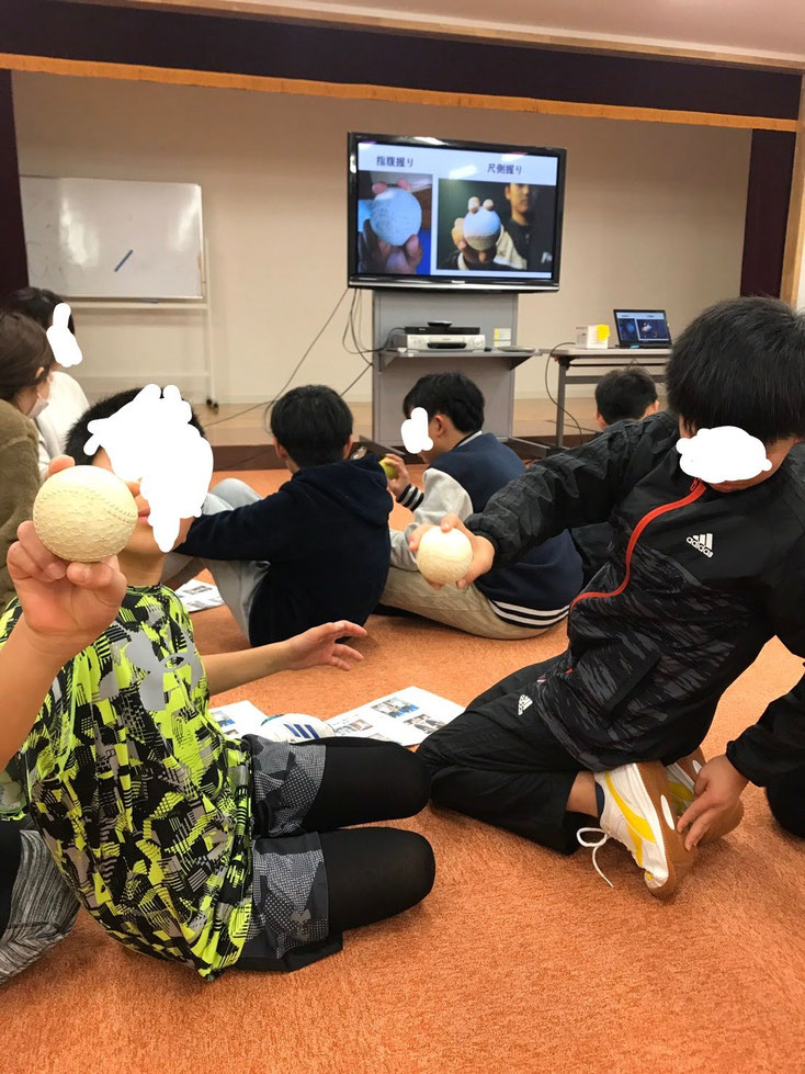 肩関節の痛み　姿勢　姿勢改善　肩甲骨　肩甲骨はがし　肩甲骨痛み　背中の痛み　野球肩の原因　野球肩原因　野球肩治し方　野球肩体操　野球肩ストレッチ　野球　野球肩　肩が痛い　ピッチャー　リトルリーガーズショルダー　腱板損傷　投球傷害　水泳　競泳　腰痛　分離症　分離すべり症　水泳肩スイマーズショルダー　水泳肩　スイマーズショルダー治療　スイマーズショルダー治るのか　岐阜　岐阜市　岐阜市茜部　岐阜市東鶉　岐阜市南鶉　岐阜市中鶉　岐阜市柳津町　羽島市　羽島郡　笠松町　岐南町　茜部　鶉　東鶉　中鶉　南鶉　柳津　笠松　