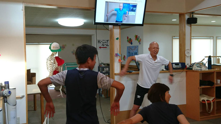 肩関節の痛み 姿勢 姿勢改善 肩甲骨 肩甲骨はがし 肩甲骨痛み 背中の痛み 野球肩の原因 野球肩原因 野球肩治し方 野球肩体操 野球肩ストレッチ 野球 野球肩 肩が痛い ピッチャー リトルリーガーズショルダー 腱板損傷 投球傷害 水泳 競泳 腰痛 分離症 分離すべり症 水泳肩スイマーズショルダー 水泳肩 スイマーズショルダー治療 スイマーズショルダー治るのか 岐阜 岐阜市 岐阜市茜部 岐阜市東鶉 岐阜市南鶉 岐阜市中鶉 岐阜市柳津町 羽島市 羽島郡 笠松町 岐南町 茜部 鶉 東鶉 中鶉 南鶉 柳津 笠松