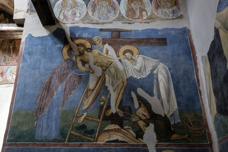 Fertiggestellt wurde St. Panteleimon in 1164. Aus dieser Zeit stammen auch die Fresken. 