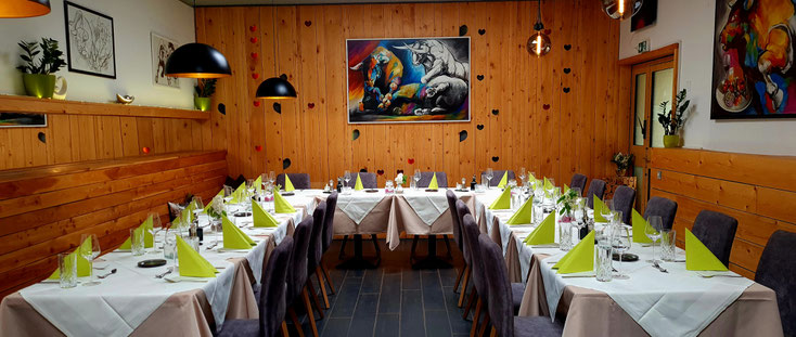 Restaurant Adriana Tisch Tafel für 20 Personen