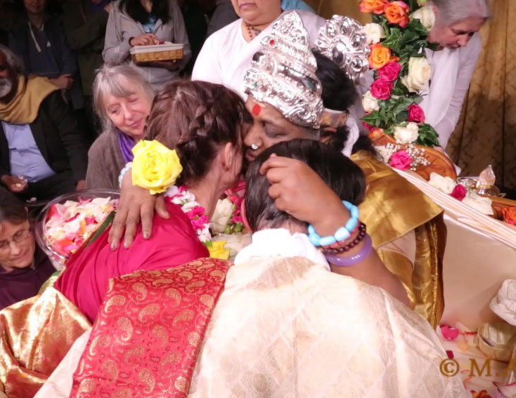 Darshan reçu en Octobre 2015, lors de la nuit du Devi Bavha, pour notre mariage