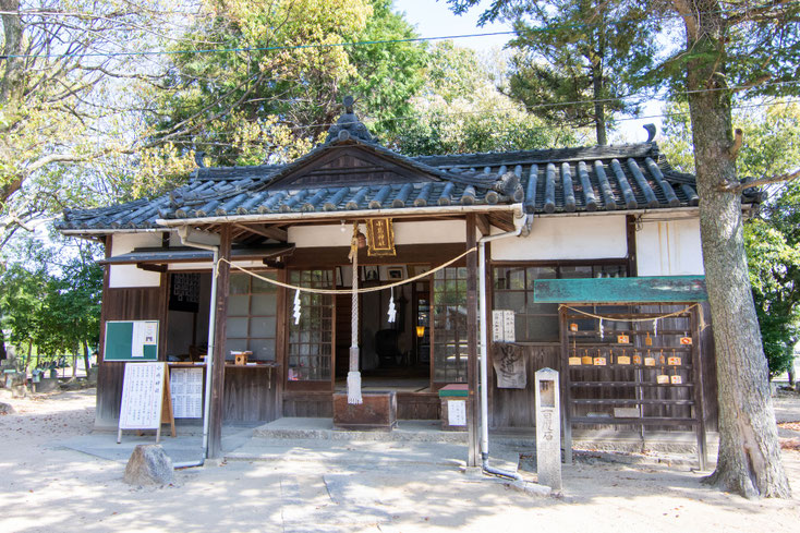 小島神社　拝殿