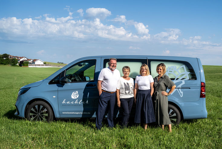 Das Team von Bestattungen Hackler mit Standorten in Altusried und Wiggensbach für das Allgäu!