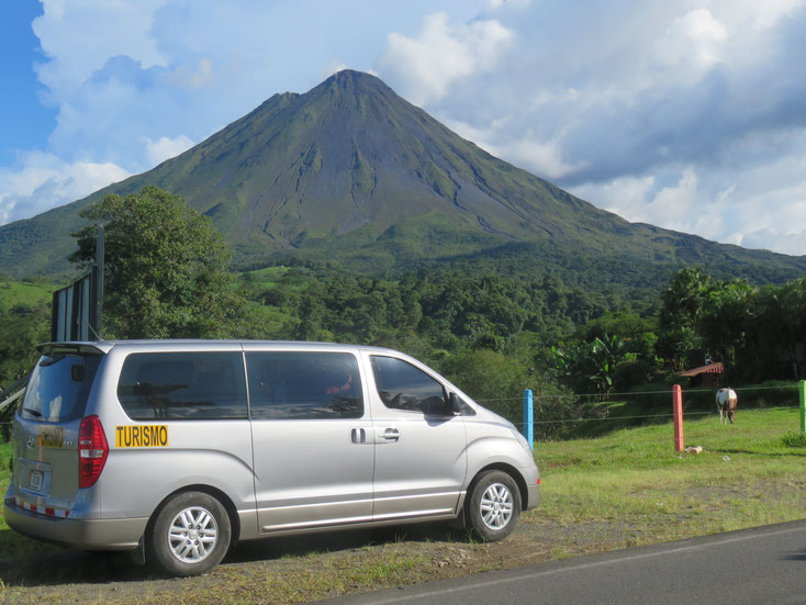 How to get from La Fortuna to San Juan del Sur?