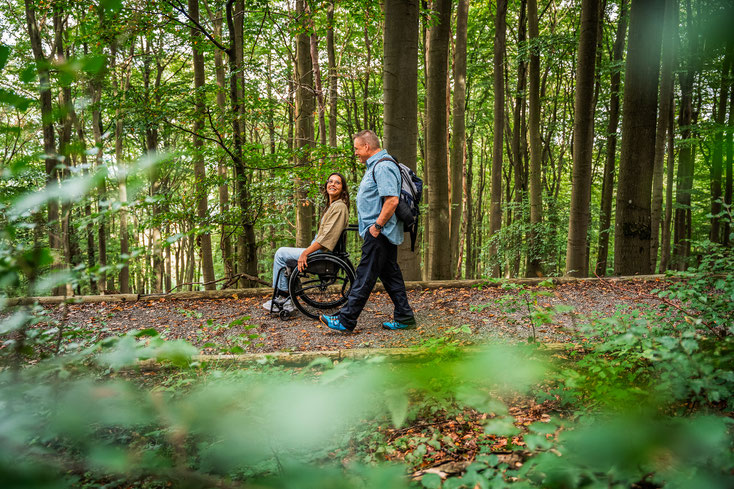 Barrierefrei mit dem Rollstuhl durch die Eifel: hier auf dem Wilden Weg