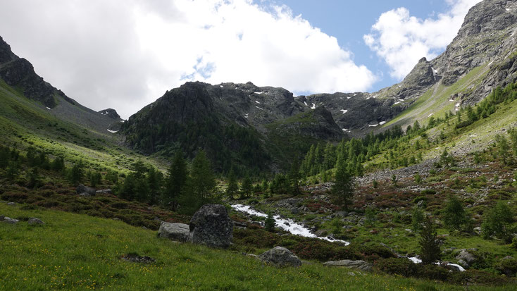 Val Zeznina, ten zuiden van Lavin