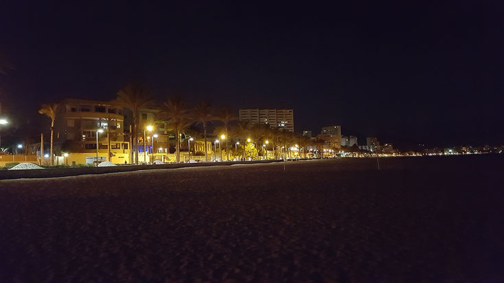 Promenade bei Nacht
