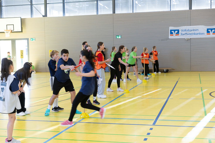 Die Sprintstaffel: Pro gelaufener Bahn gehen 50 Cent an die Stiftung Eigensinn FDS!