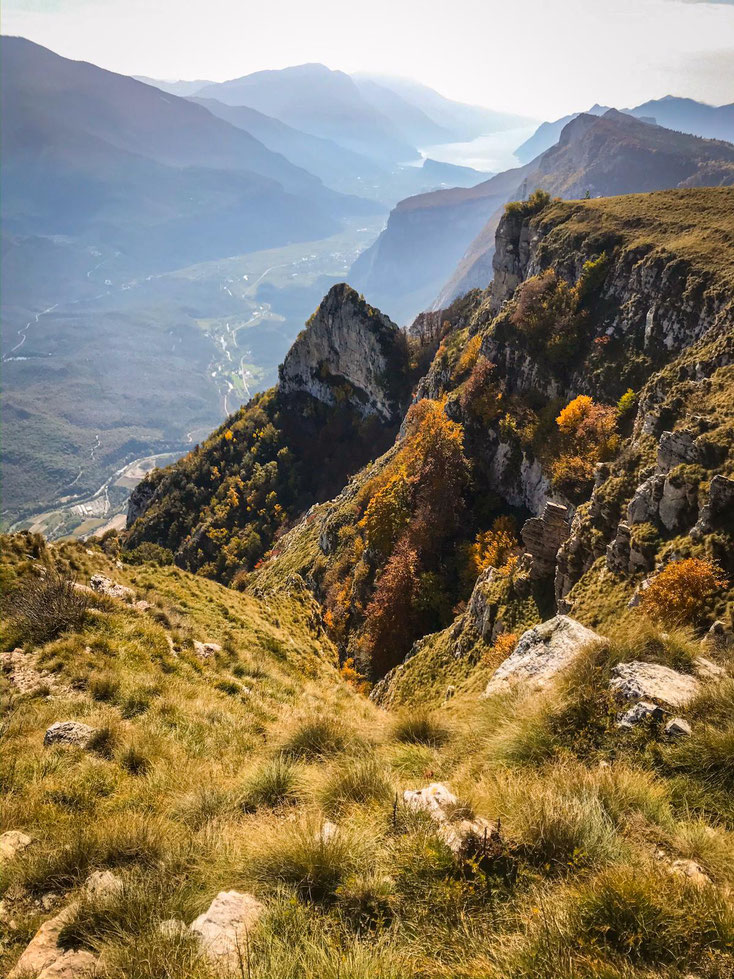 Blick vom Monte Caplone zum Lago