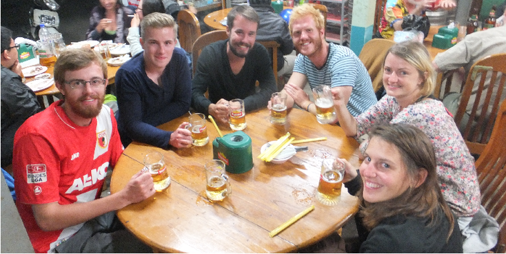 Naungshwe-Kaung-bar-bier-Inle-Myanmar