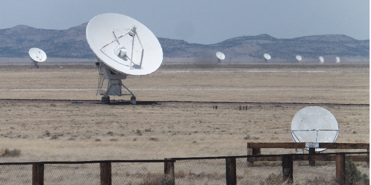 VLA-Very-Large-Array-loods-antenne-schotel-heelal-Verenigde-Staten