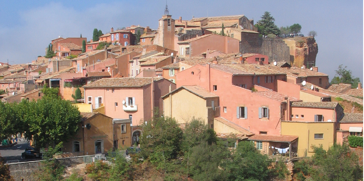 Roussillon-Frankrijk-oker-dorp-gevel