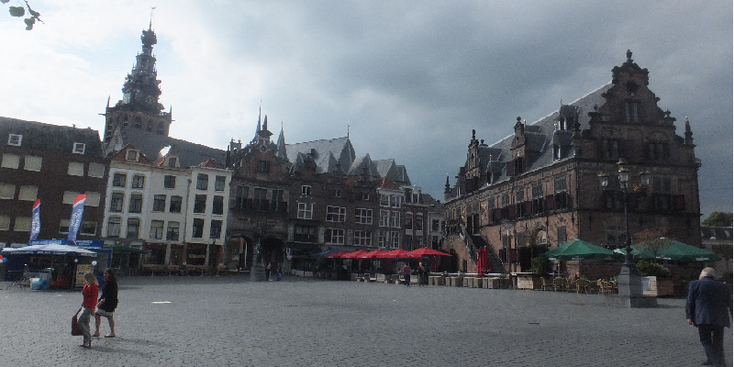 Grote-Markt-Waag-plein-centrum-Nijmegen-Nederland