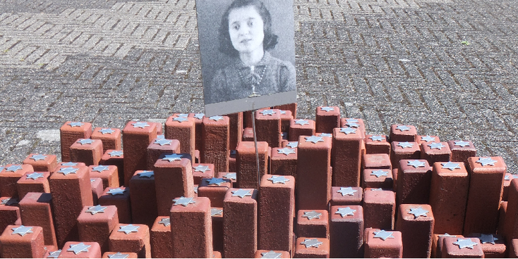 102.000-stenen-slachtoffers-David-sterren-foto-Westerbork-Nederland