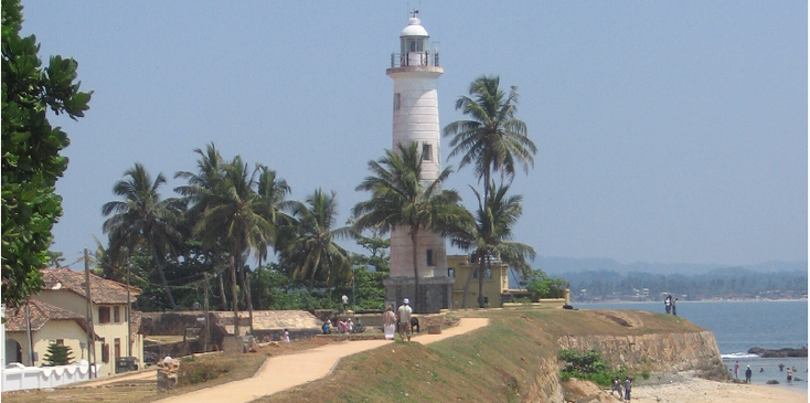 Galle-Lighthouse-Dike-Sri-Lanka