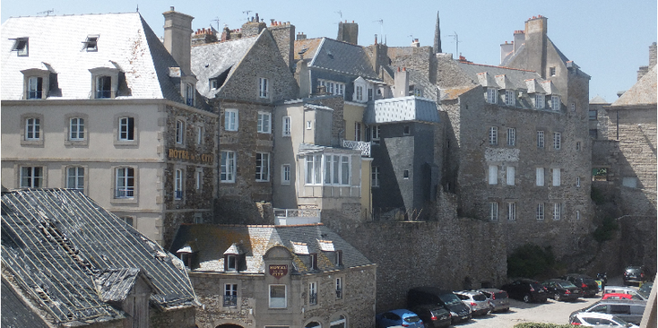 St-Malo-Intra-Muros-Bretagne-Frankrijk-stadsmuur