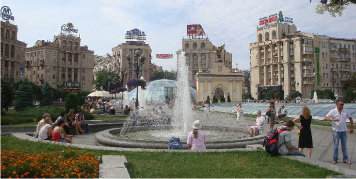 Maydan-plein-fontein-Kiev-Oekraïne