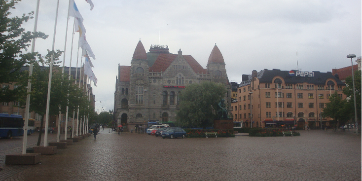 Helsinki-plein-straatleven-Finland