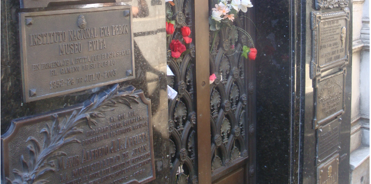 Evita-Eva-Person-La-Recoleta-graf-tombe-begraafplaats-Buenos-Aires-Argentinië