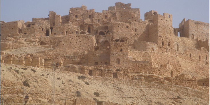 chenini-ksar-ksour-fort-woestijn-Tunesië