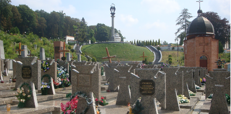 Lychakivske-begraafplaats-graven-Lviv-Lvov-Lemberg-Oekraïne