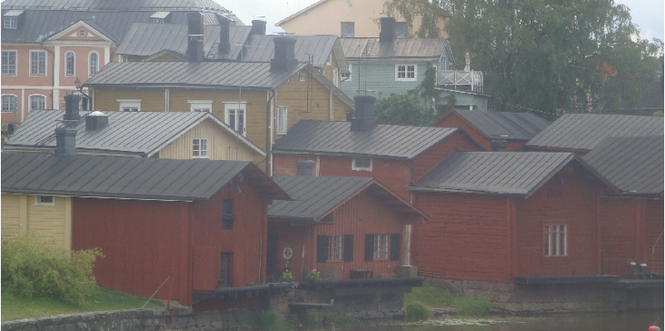 Porvoo-rode-houten-huizen-rivier-Finland