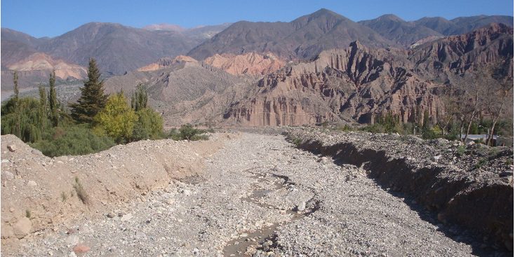 Pucara-Tilcara-berg-rivier-Argentinië