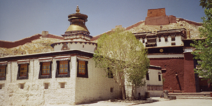Gyantse-China-Tibet-Panchen-Lama