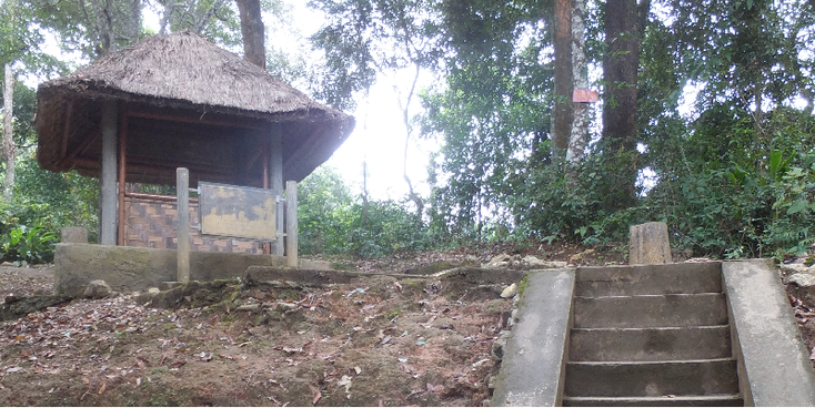 Giap-hoofdkwartier-riet-hut-Tham-Quan-di-Tich-So-Chi-Huy-Chien-Dich-Muong-Phang-Vietnam