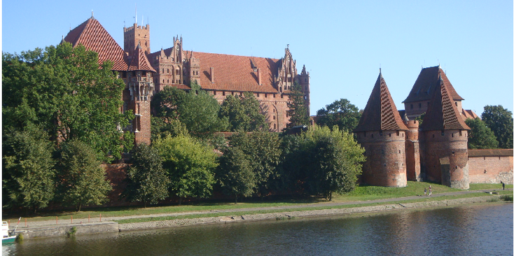 Marienburg-Marlbork-hoofdkwartier-Teutonische-ridders-rivier-rood-fort-kasteel-Polen