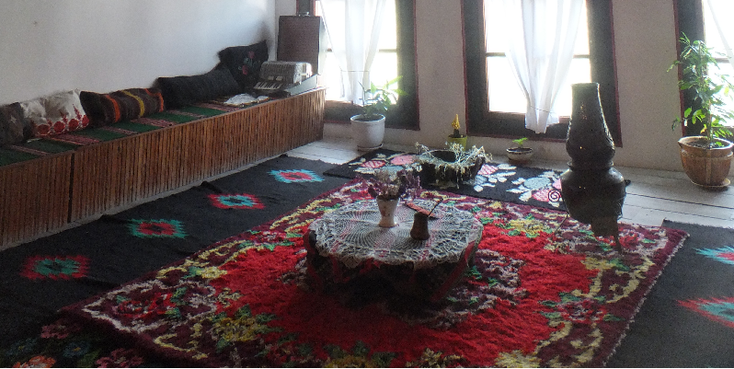 Melnik-Kordopulov-huis-Ottomaans-kleden-meubilair-Bulgarije