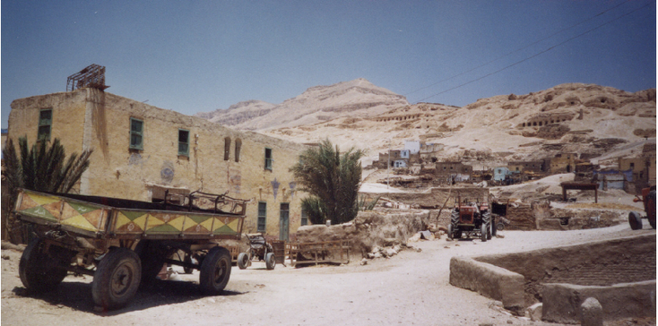 Gurna-Luxor-ezel-kar-lemen-hutje-huisje-Egypte