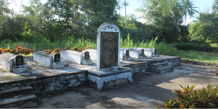 My-Lay-My-Son-begraafplaats-tombe-grafsteen-dorp-monument-Vietnam-oorlog