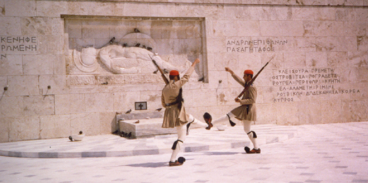 Athene-changing-of-the-guard-wachtposten-parlement-regering-Griekenland