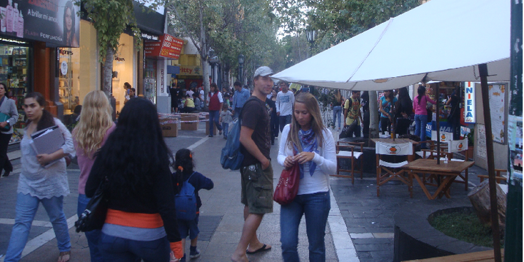 Cordoba-voetgangersgebied-winkelstraat-shopping-terras-Argentinië