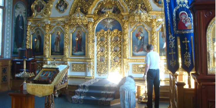 Lavra-lower-altaar-goud-Kiev-Oekraïne