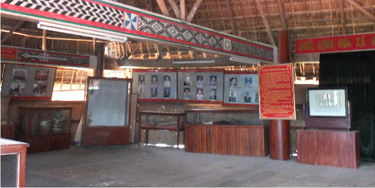 Dak-To-Rong-monument-tempel-foto-Vietnam-oorlog