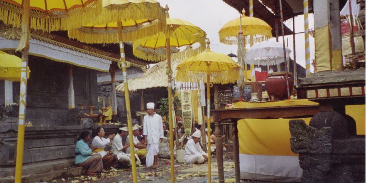 Bali-Pura-Besakih-Tampaksiring-Gunung-Kawi-Indonesië-paraplu
