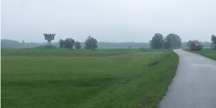 Jasenovac-concentratiekamp-Ustasi-Lotus-monument-herdenking-Kroatië