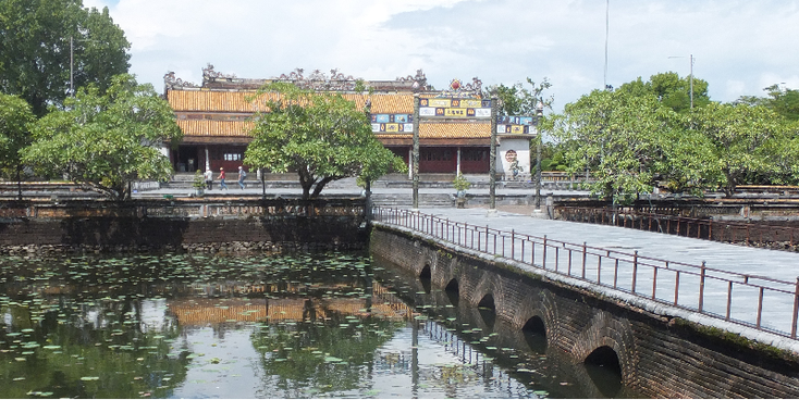 Hue-poort-Keizerlijk-paleis-citadel-Vietnam