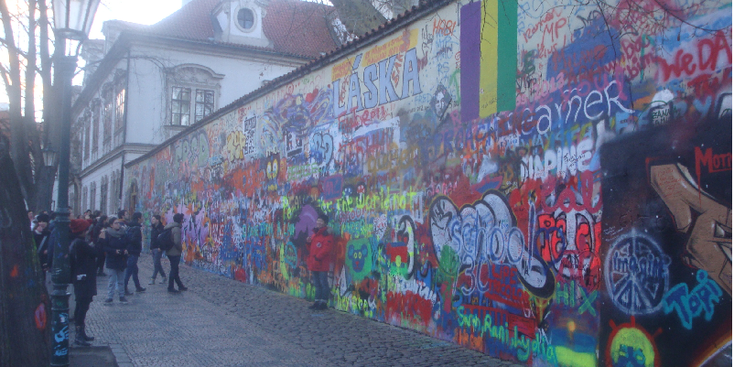 Praag-Lennon-muur-graffiti-Tsjechië