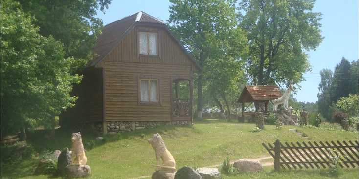 Zemaitija-nationaal-park-houten-huis-boerderij-Litouwen
