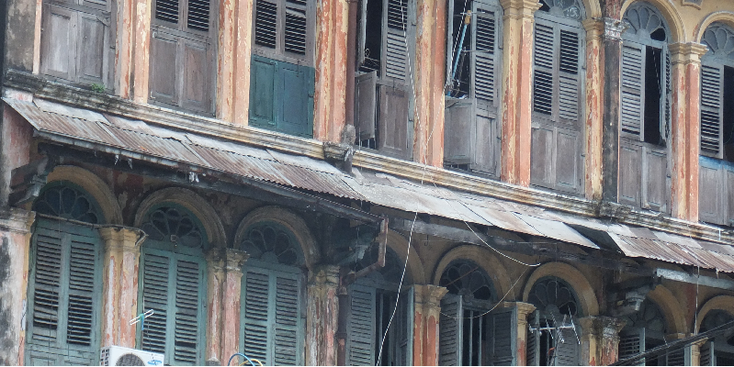 Yangon-luiken-Koloniale-panden-Myanmar