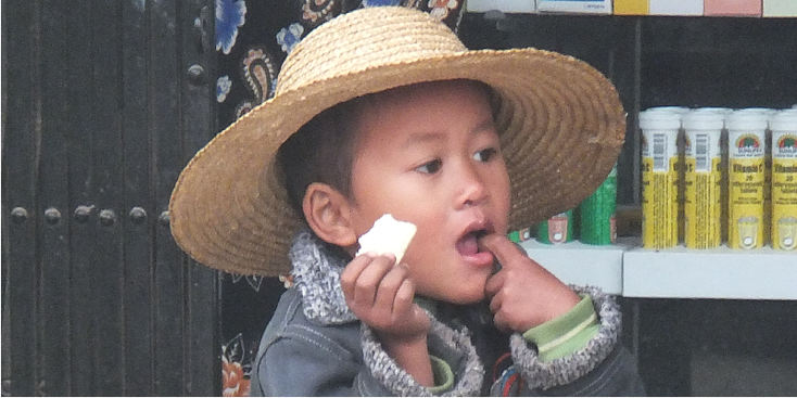 Hsipaw-straatleven-winkel-Myanmar