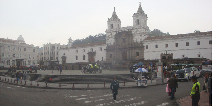 San-Augustin-klooster-Quito-plein-Ecuador