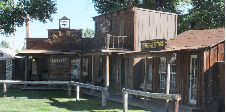 Browns-Town-camping-Bishop-museum-RV-park-Californië-Verenigde-Staten