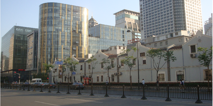 Shanghai-skyline-China-huizen